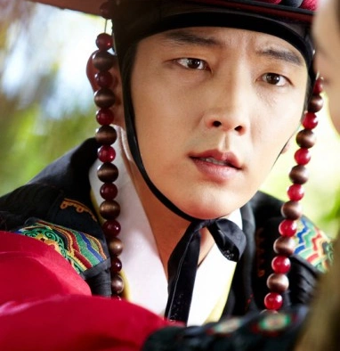 Кадр из дорамы Аран и Магистрат