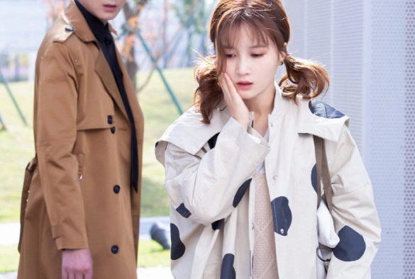 Кадр из дорамы Она та единственная