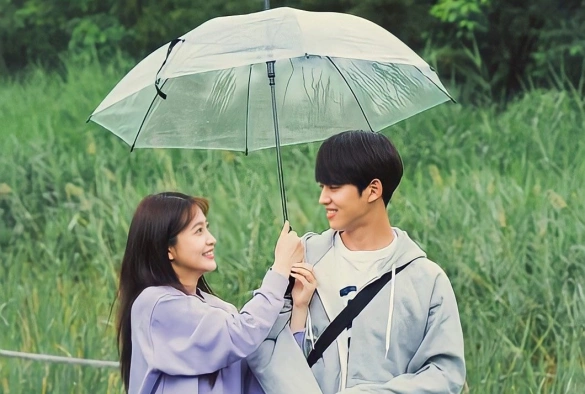 Кадр из дорамы День рождения в печали