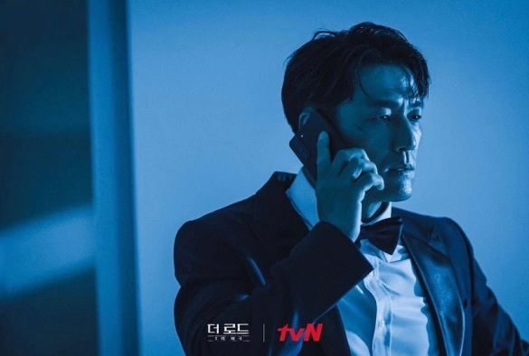 Кадр из дорамы Путь: Трагедия одного