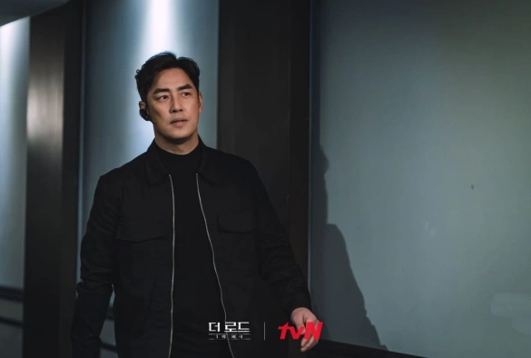 Кадр из дорамы Путь: Трагедия одного