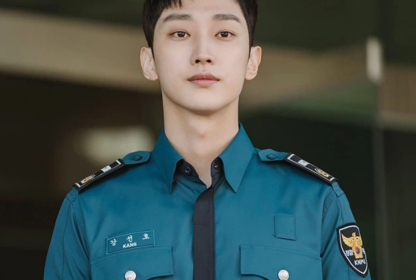 Кадр из дорамы Полицейская академия