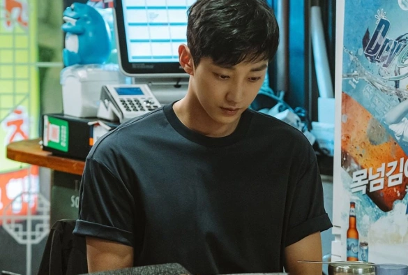 Кадр из дорамы Полицейская академия