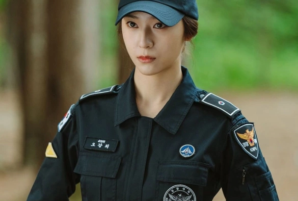 Кадр из дорамы Полицейская академия