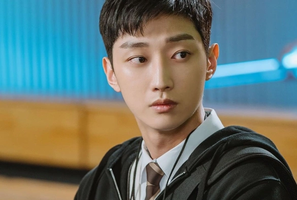 Кадр из дорамы Полицейская академия