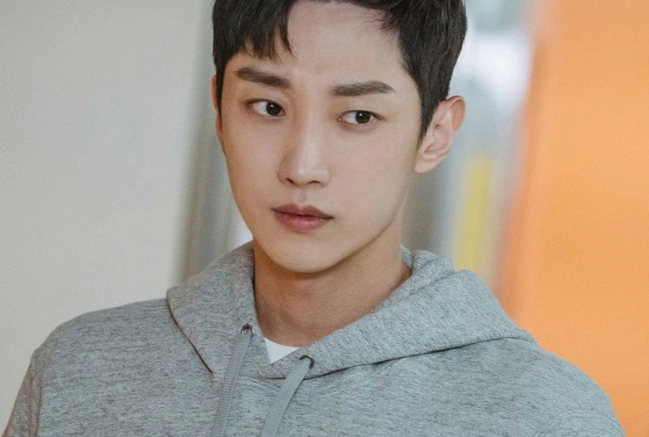 Кадр из дорамы Полицейская академия