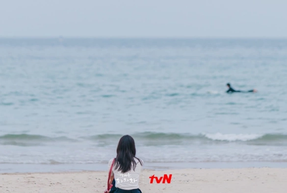 Кадр из дорамы Приморская деревня ЧаЧаЧа