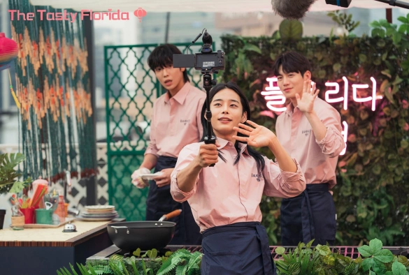 Кадр из дорамы Ресторан Флорида