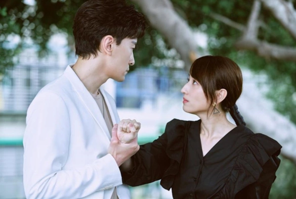 Кадр из дорамы В безбожной стране не идет дождь