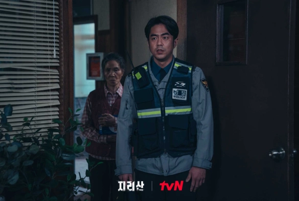 Кадр из дорамы Гора Чирисан