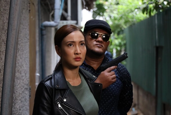 Кадр из дорамы Игра с законом