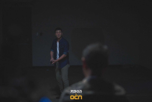 Кадр из дорамы Химера