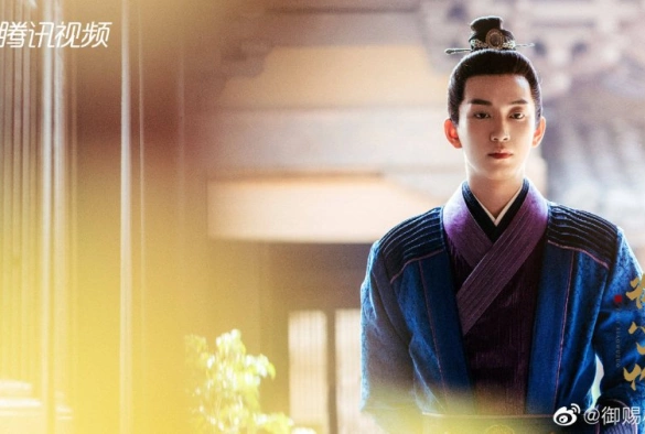 Кадр из дорамы Императорский коронер