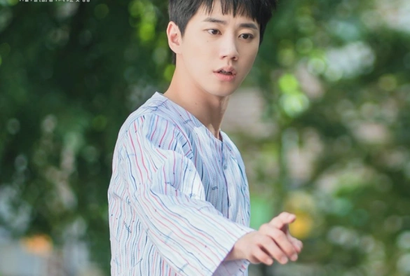 Кадр из дорамы Я стану твоей ночью