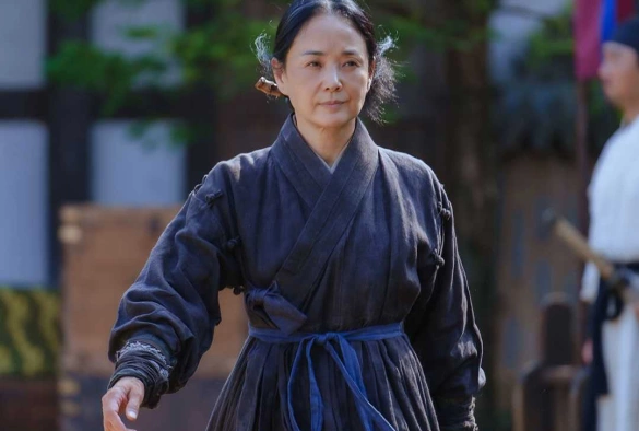 Кадр из дорамы Сказание о тайном королевском инспекторе и Чо И