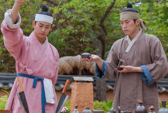 Кадр из дорамы Сказание о тайном королевском инспекторе и Чо И