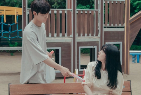 Кадр из дорамы Меланхолия