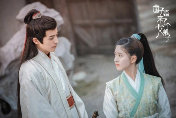 Кадр из дорамы В Имперский колледж поступает ученица