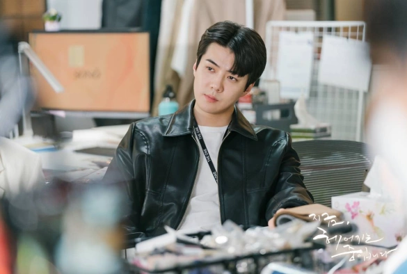 Кадр из дорамы Теперь мы расстаёмся