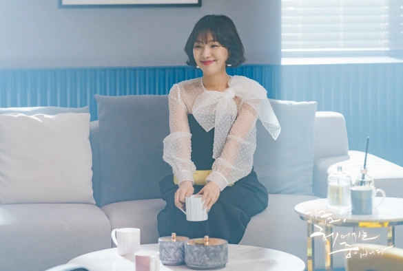 Кадр из дорамы Теперь мы расстаёмся