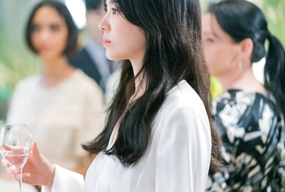 Кадр из дорамы Теперь мы расстаёмся