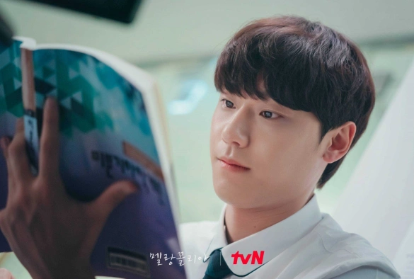 Кадр из дорамы Меланхолия