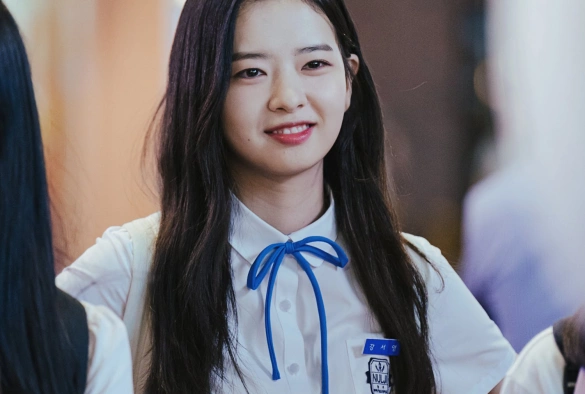 Кадр из дорамы Школа 2021