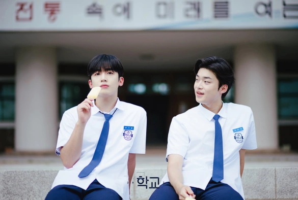 Кадр из дорамы Школа 2021