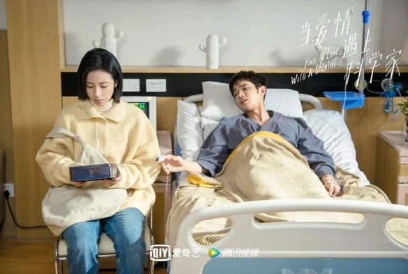 Кадр из дорамы Влюбиться в учёного