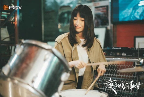 Кадр из дорамы Любовь в ночи