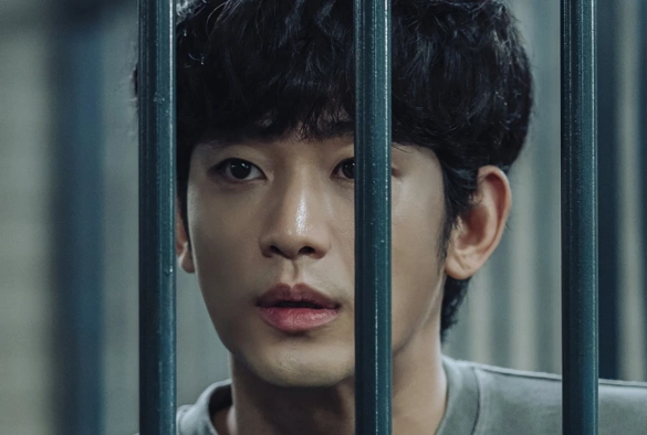 Кадр из дорамы В один обычный день