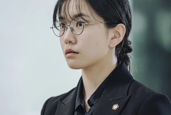 Кадр из дорамы В один обычный день