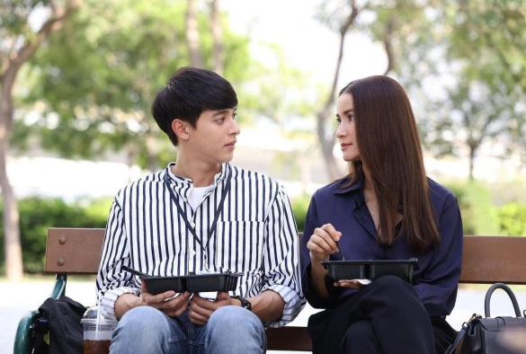 Кадр из дорамы Любовь Карат