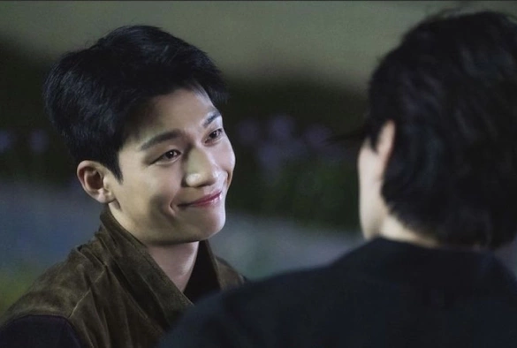 Кадр из дорамы Плохой и сумасшедший