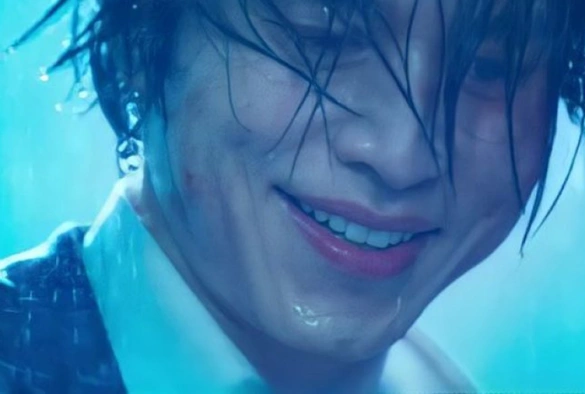 Кадр из дорамы Плохой и сумасшедший