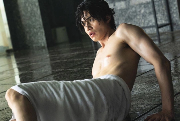 Кадр из дорамы Плохой и сумасшедший