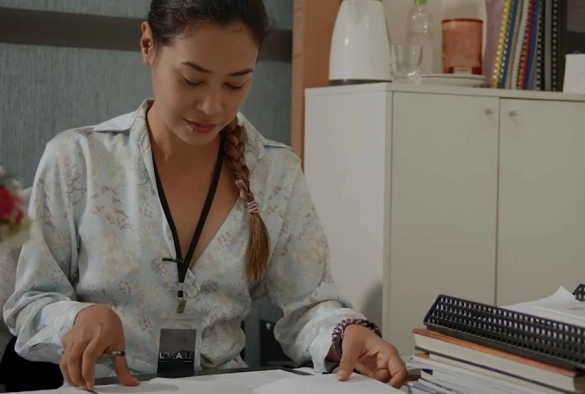 Кадр из дорамы Общество без любви