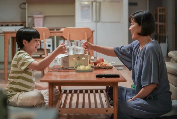 Кадр из дорамы Дядя