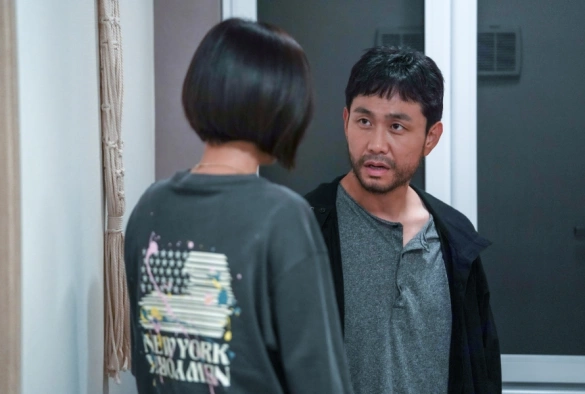 Кадр из дорамы Дядя