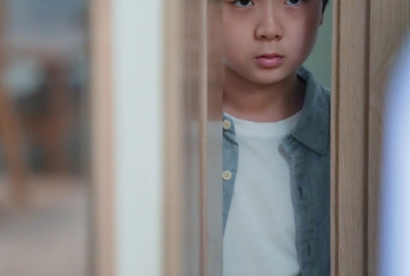 Кадр из дорамы Дядя