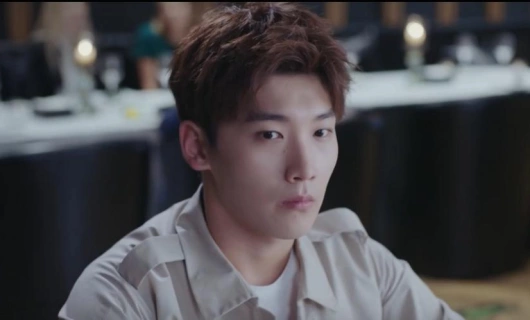 Мир задолжал мне первую любовь 5 серия