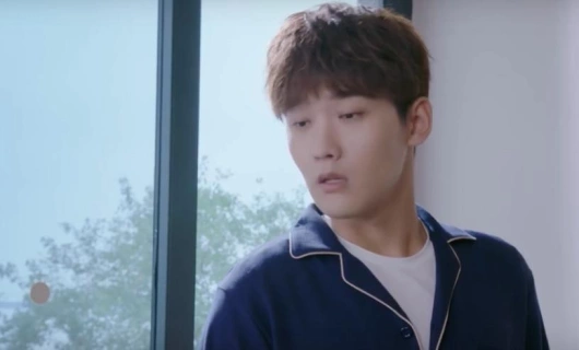 Мир задолжал мне первую любовь 9 серия