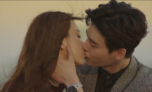 W: Меж двух миров 16 серия