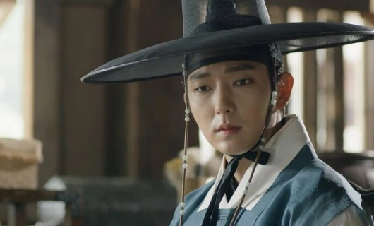 Учёный, гуляющий ночью 6 серия