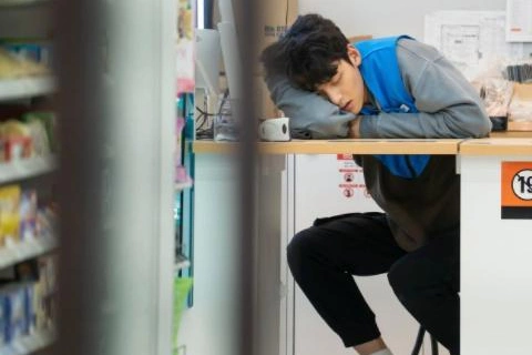 Круглосуточный магазин Сэт Бёль 1 серия