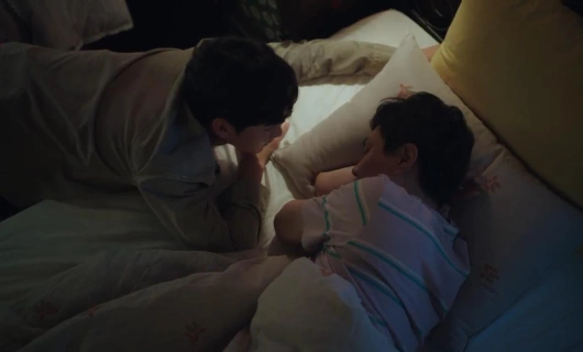 Псих, но всё в порядке 8 серия