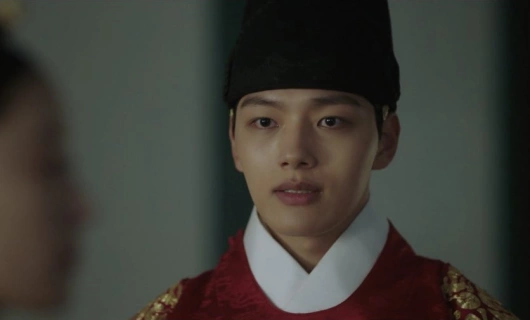 Коронованный шут 10 серия