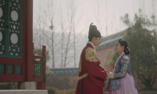 Коронованный шут 8 серия