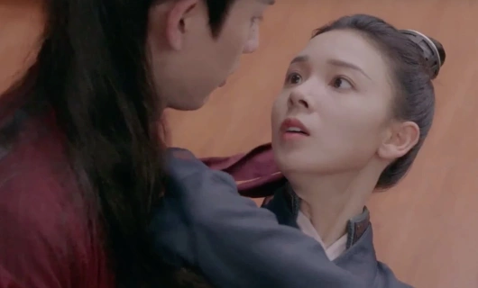 Дева Холмс 5 серия