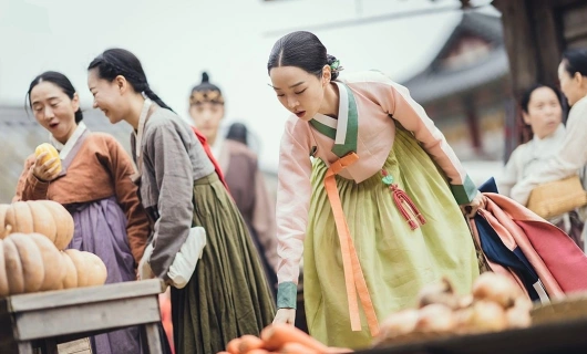 Королева Чорин 9 серия